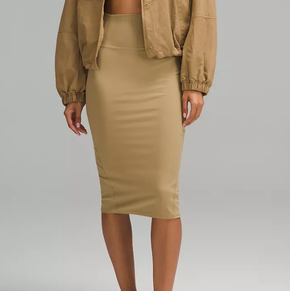 NWT Lululemon Size 2 Nulu Slim-Fit High-Rise Skirt - Filbert Tan Buttery Soft! - Picture 1 of 13